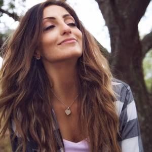 Meet your Posher, Maha